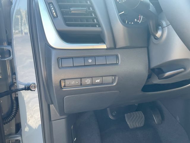 New 2026 Nissan Rogue SV AWD/4WD image 20