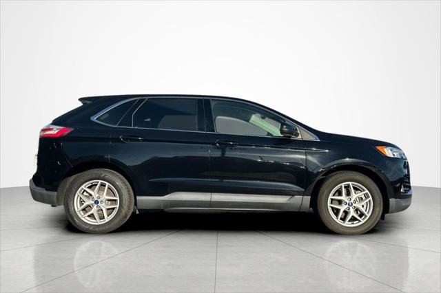 Used 2021 Ford Edge SEL image 6