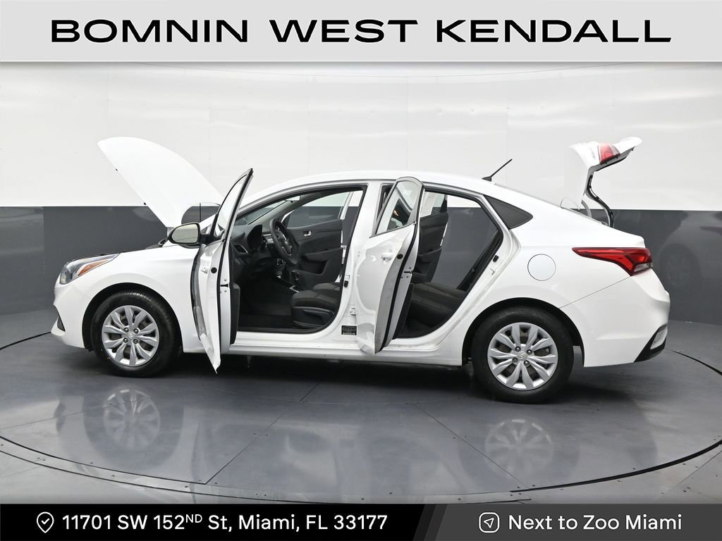 Used 2022 Hyundai Accent SE image 30