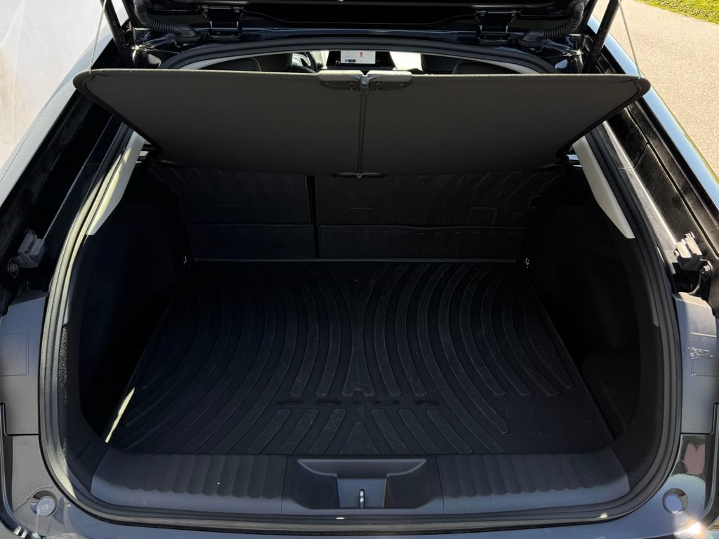 Certified 2025 Toyota Prius XLE AWD/4WD image 19