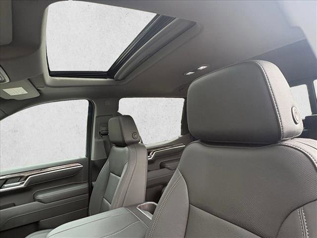Used 2025 Chevrolet Silverado 1500 LTZ w/ LTZ Premium Package image 10