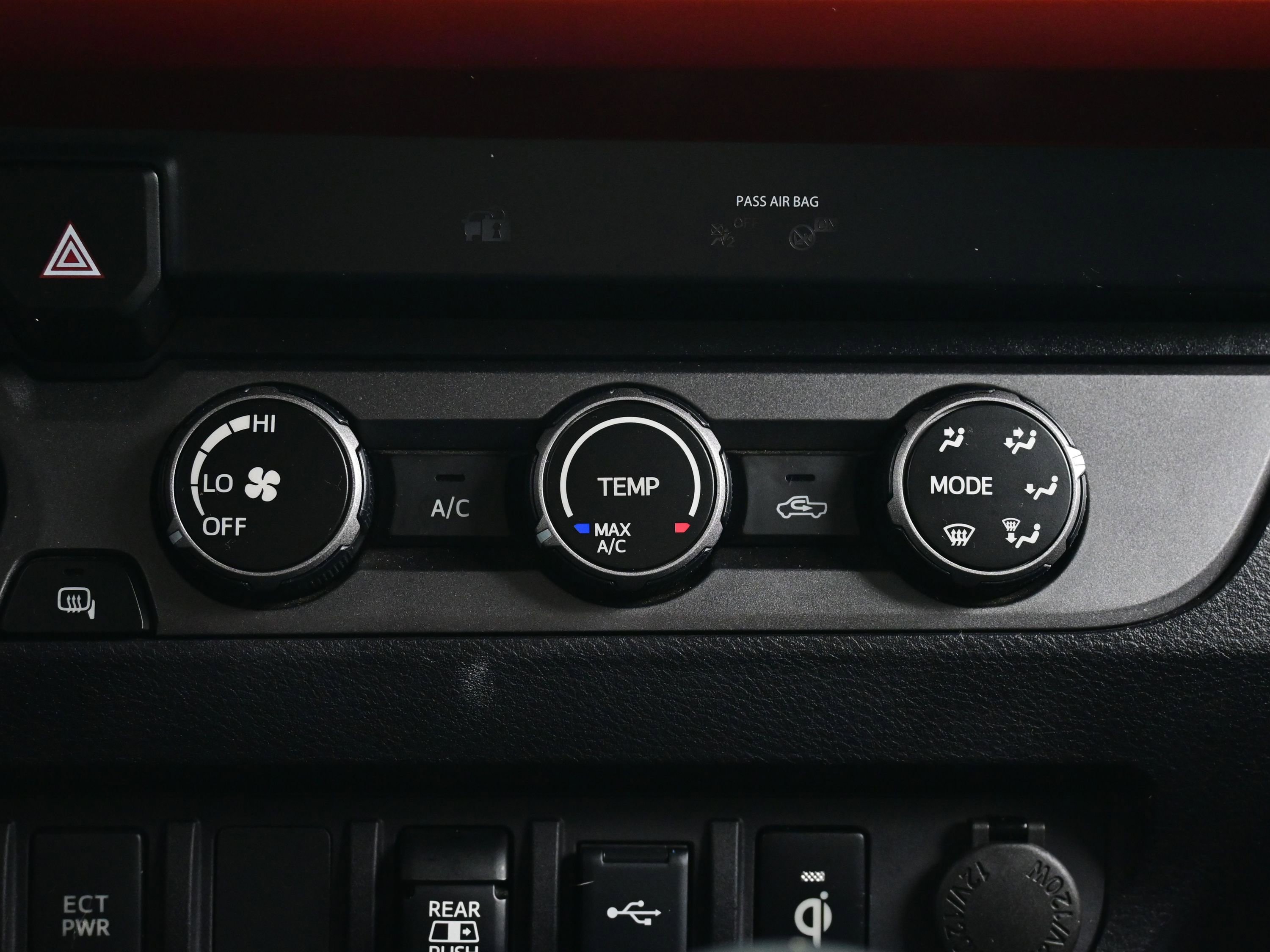 Used 2020 Toyota Tacoma TRD Sport image 21