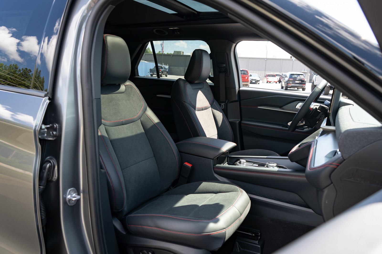New 2027 Ford Explorer ST w/ Sun And Sound Package AWD/4WD image 44