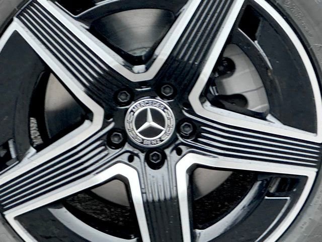 New 2026 Mercedes-Benz GLC 300 4MATIC image 14