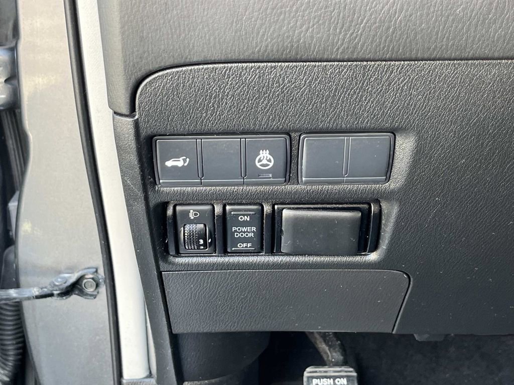 Used 2018 INFINITI QX80 4WD image 32