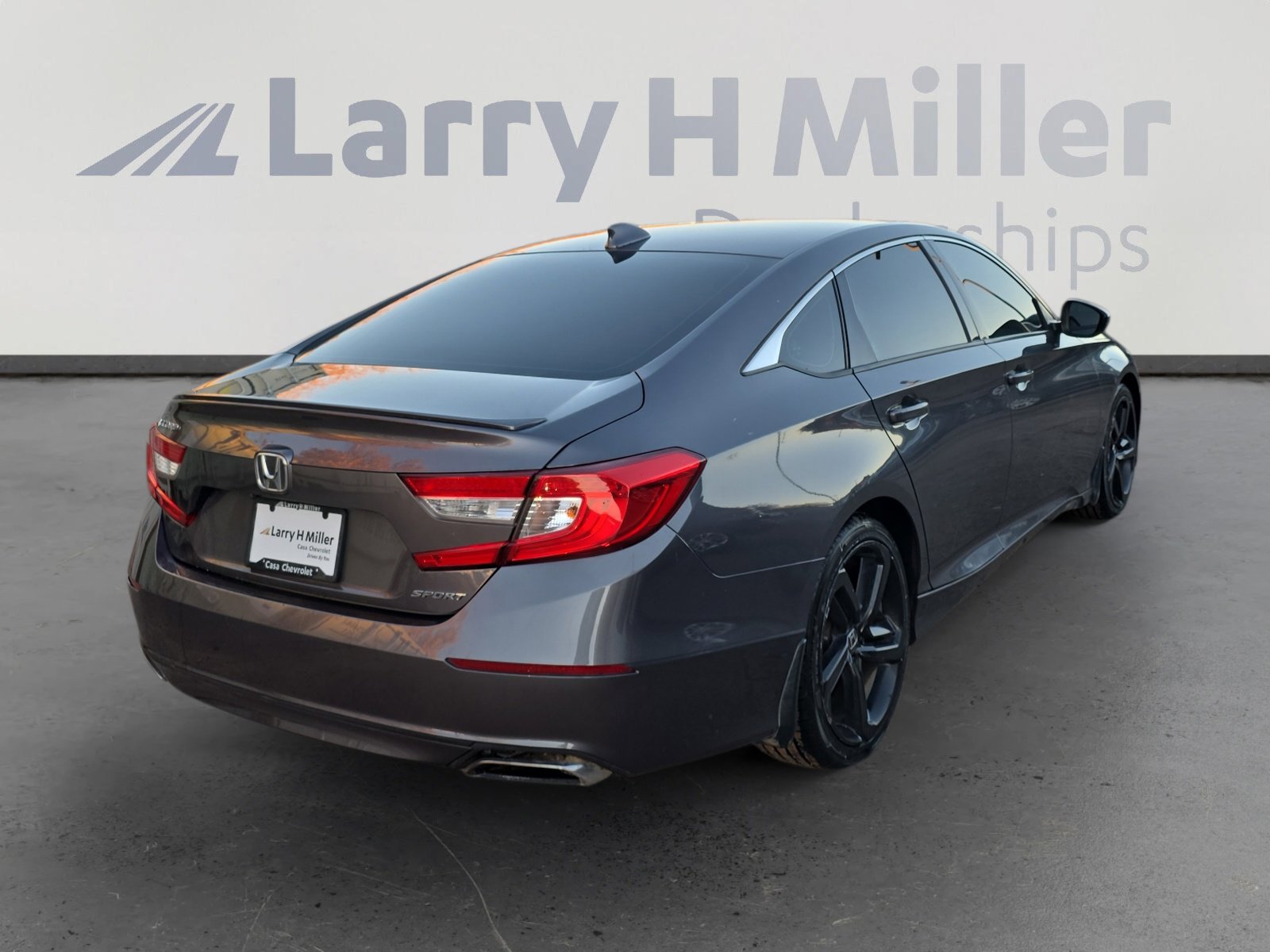 Used 2018 Honda Accord Sport image 5