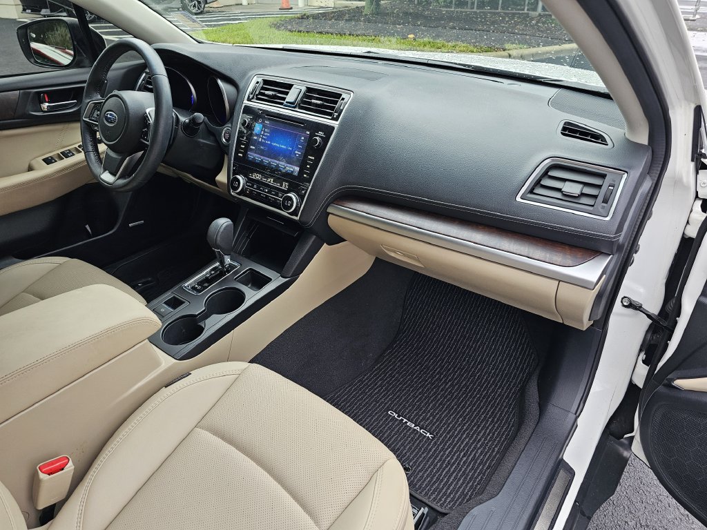 Used 2019 Subaru Outback 3.6R Limited w/ Popular Package #2 AWD/4WD image 11