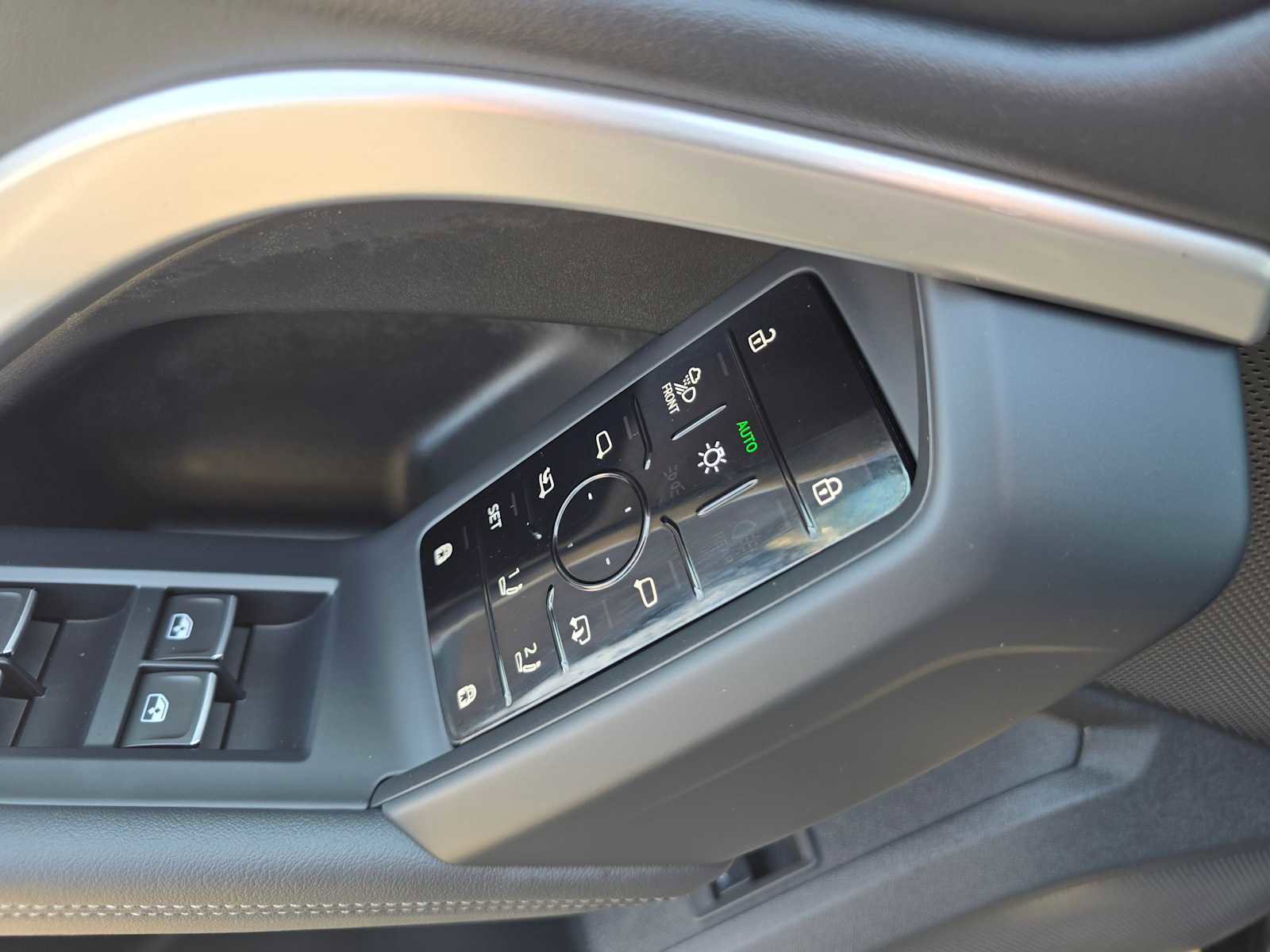 New 2025 Audi Q5 Prestige image 24