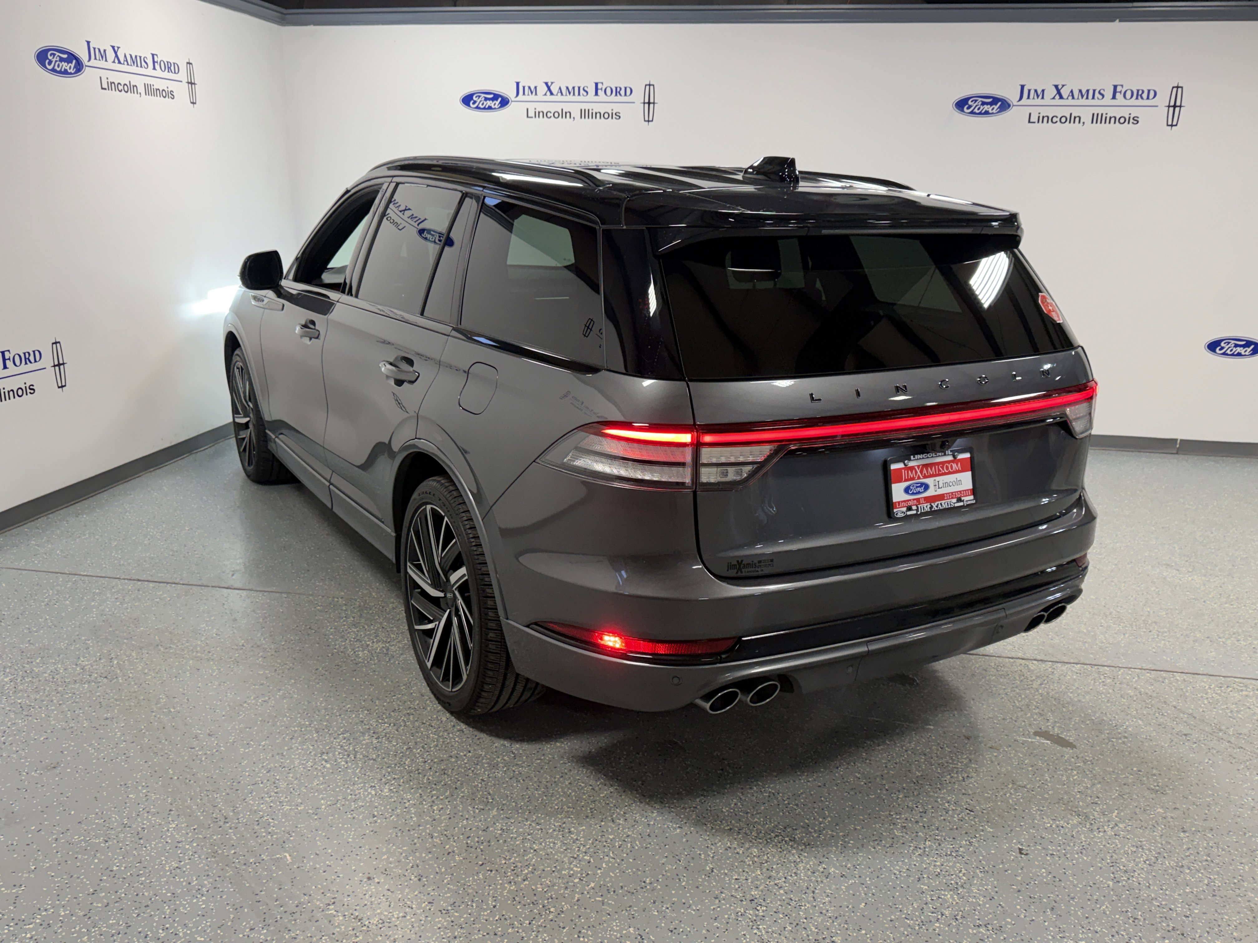 Used 2025 Lincoln Aviator Black Label w/ Black Label Special Edition image 34