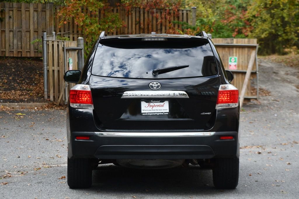 Used 2013 Toyota Highlander SE image 7