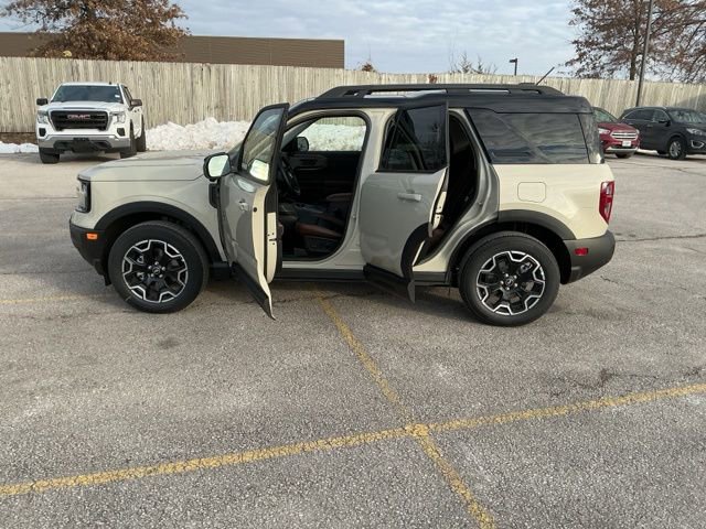 New 2025 Ford Bronco Sport Outer Banks w/ Outer Banks Tech Package+ image 12