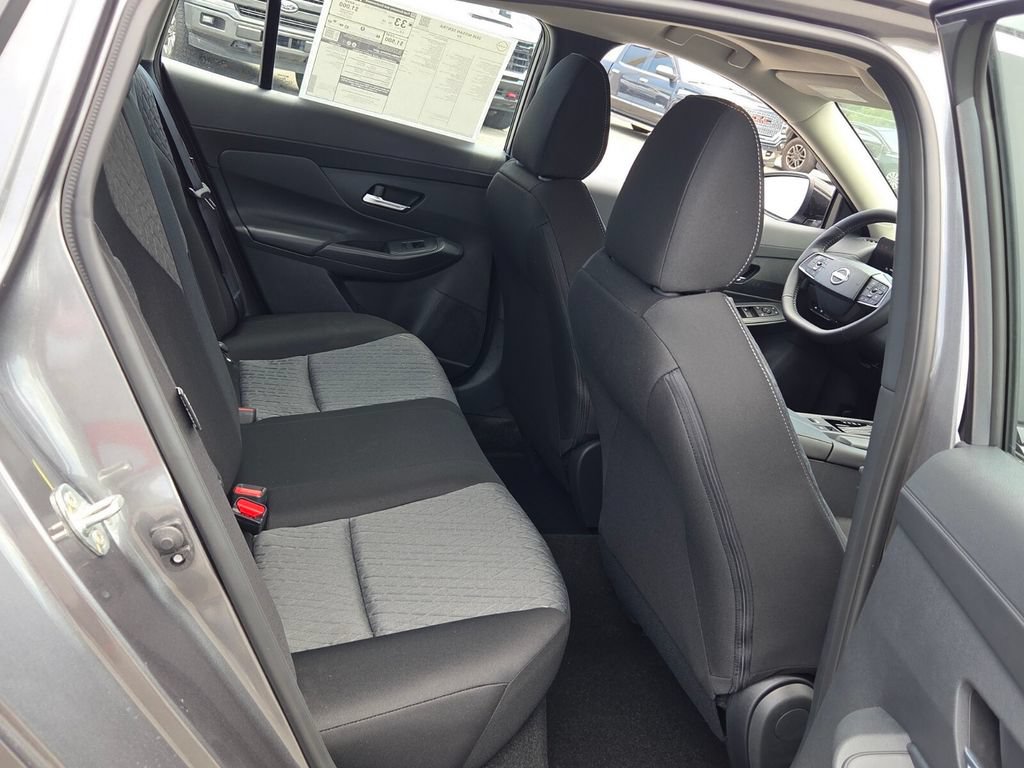 New 2026 Nissan Sentra SV w/ SV Convenience Package FWD image 12