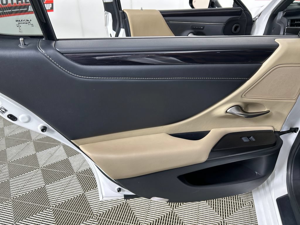 Used 2020 Lexus ES 350 w/ Premium Package FWD image 16