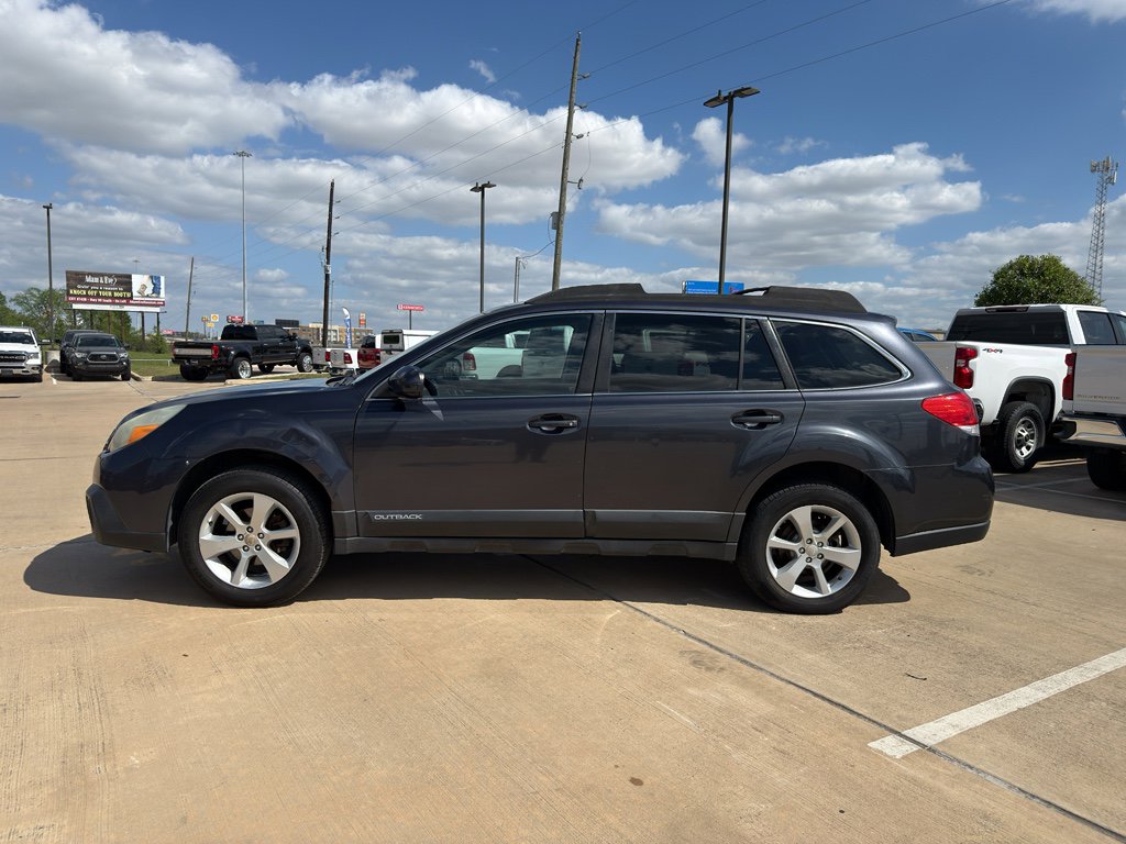Used 2013 Subaru Outback 2.5i Premium AWD/4WD image 8