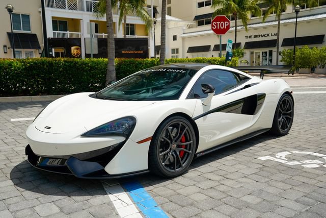Used 2017 McLaren 570S Coupe RWD image 9