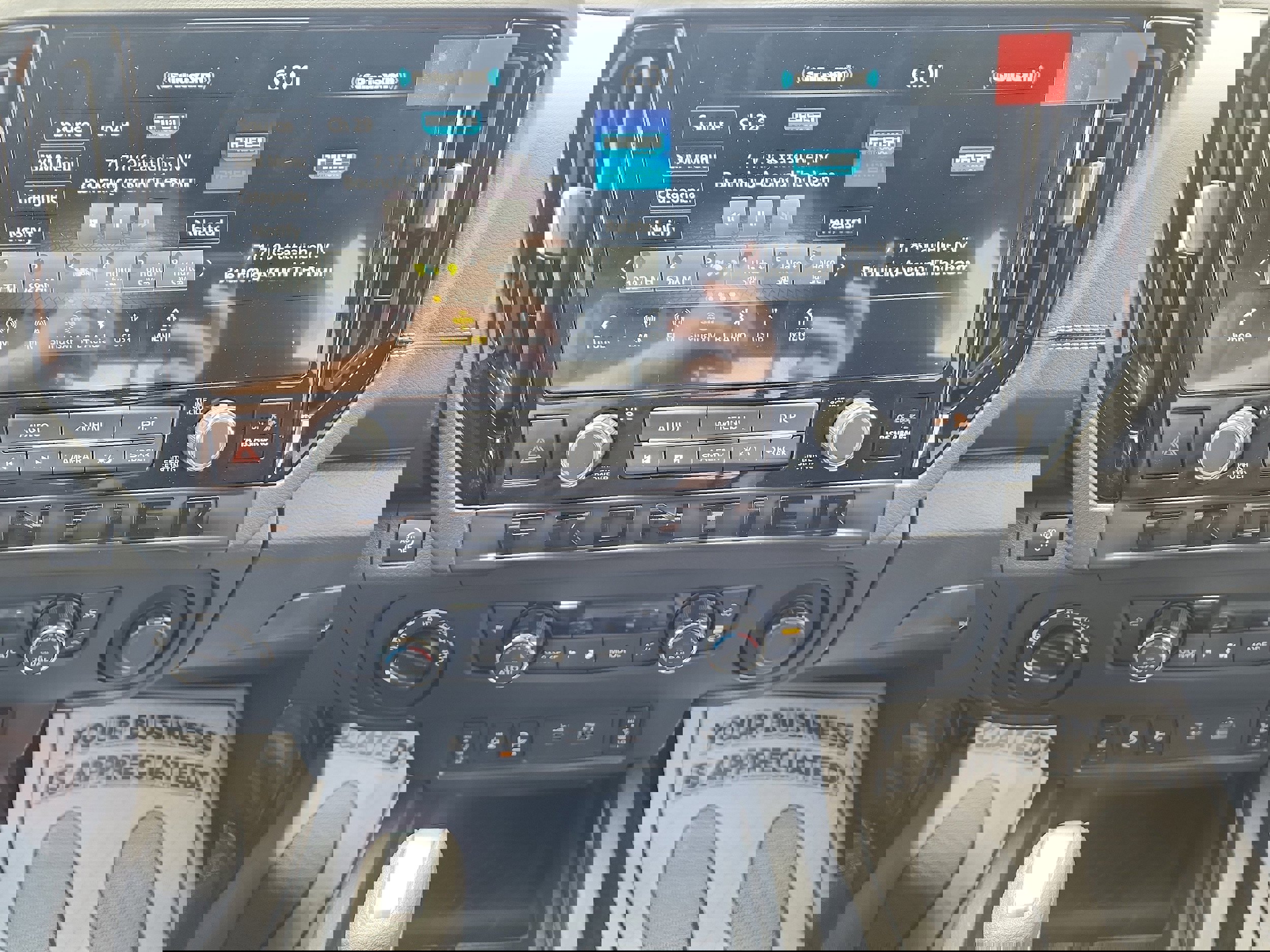 New 2026 Nissan Frontier SV image 13