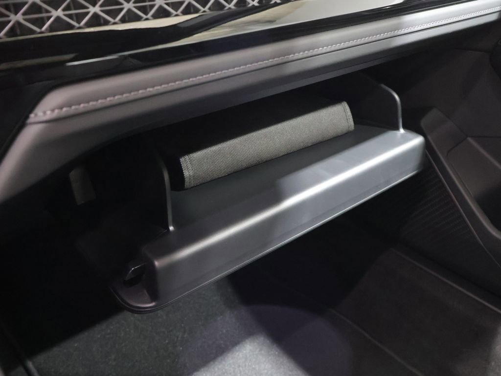 Used 2025 Honda Accord Sport image 36