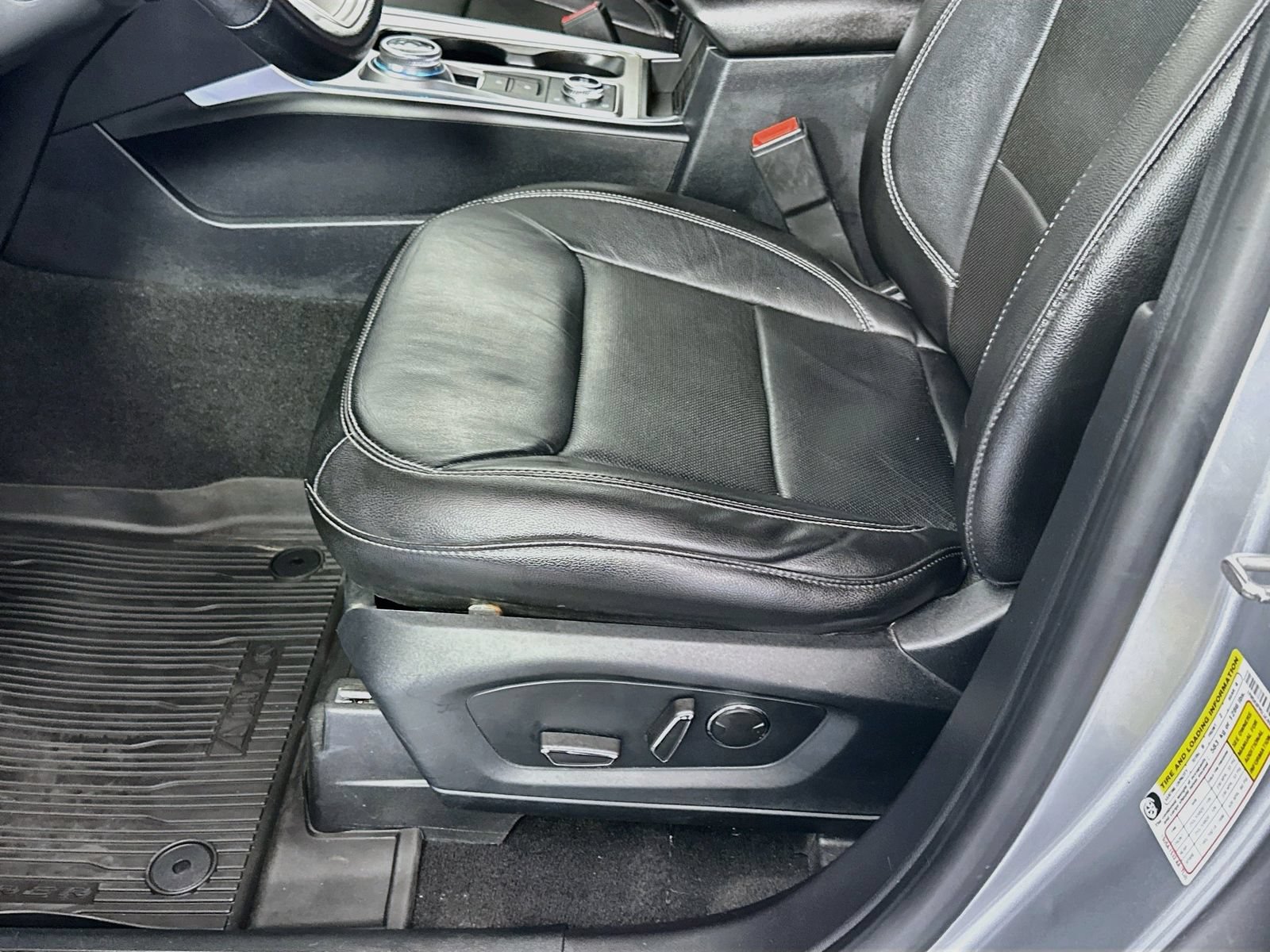 Used 2020 Ford Explorer Limited AWD/4WD image 20