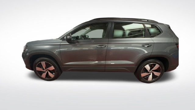 Certified 2025 Volkswagen Taos S AWD/4WD image 6