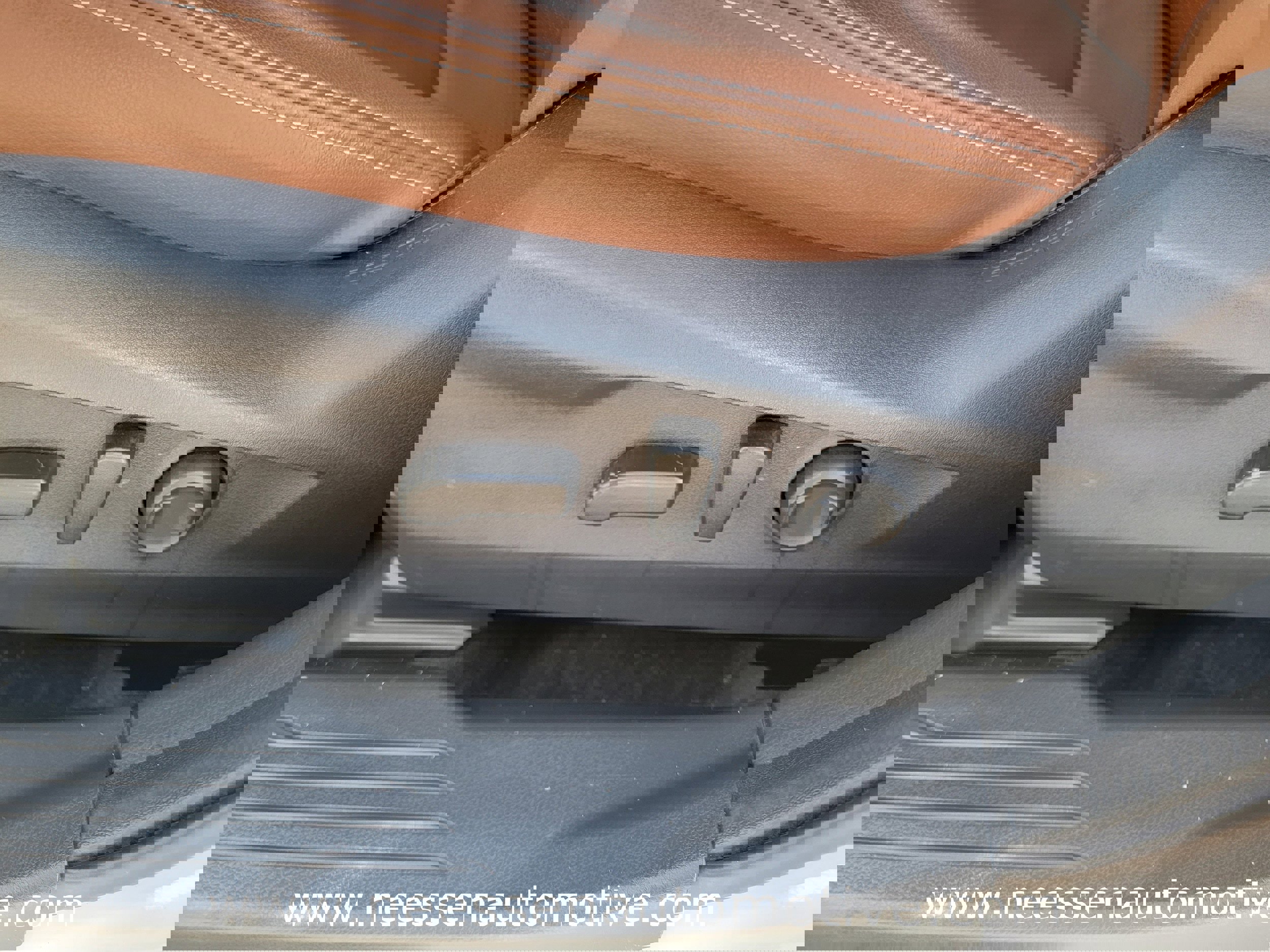 Used 2021 Subaru Outback Touring w/ Popular Package #2 image 17