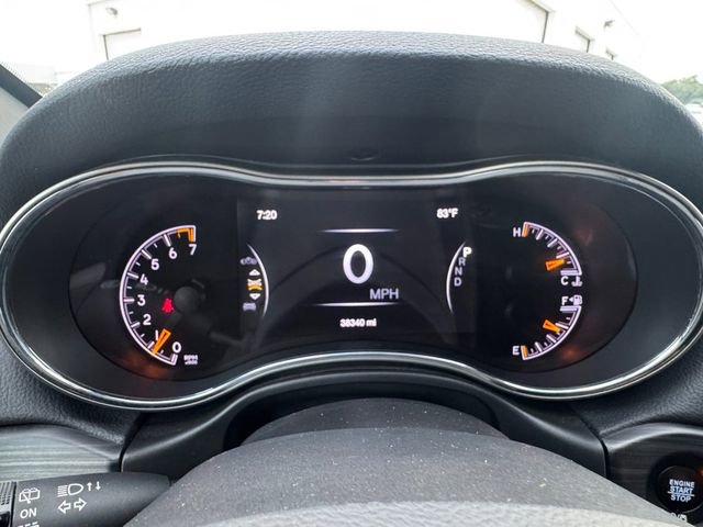 Used 2021 Jeep Grand Cherokee Laredo RWD image 11