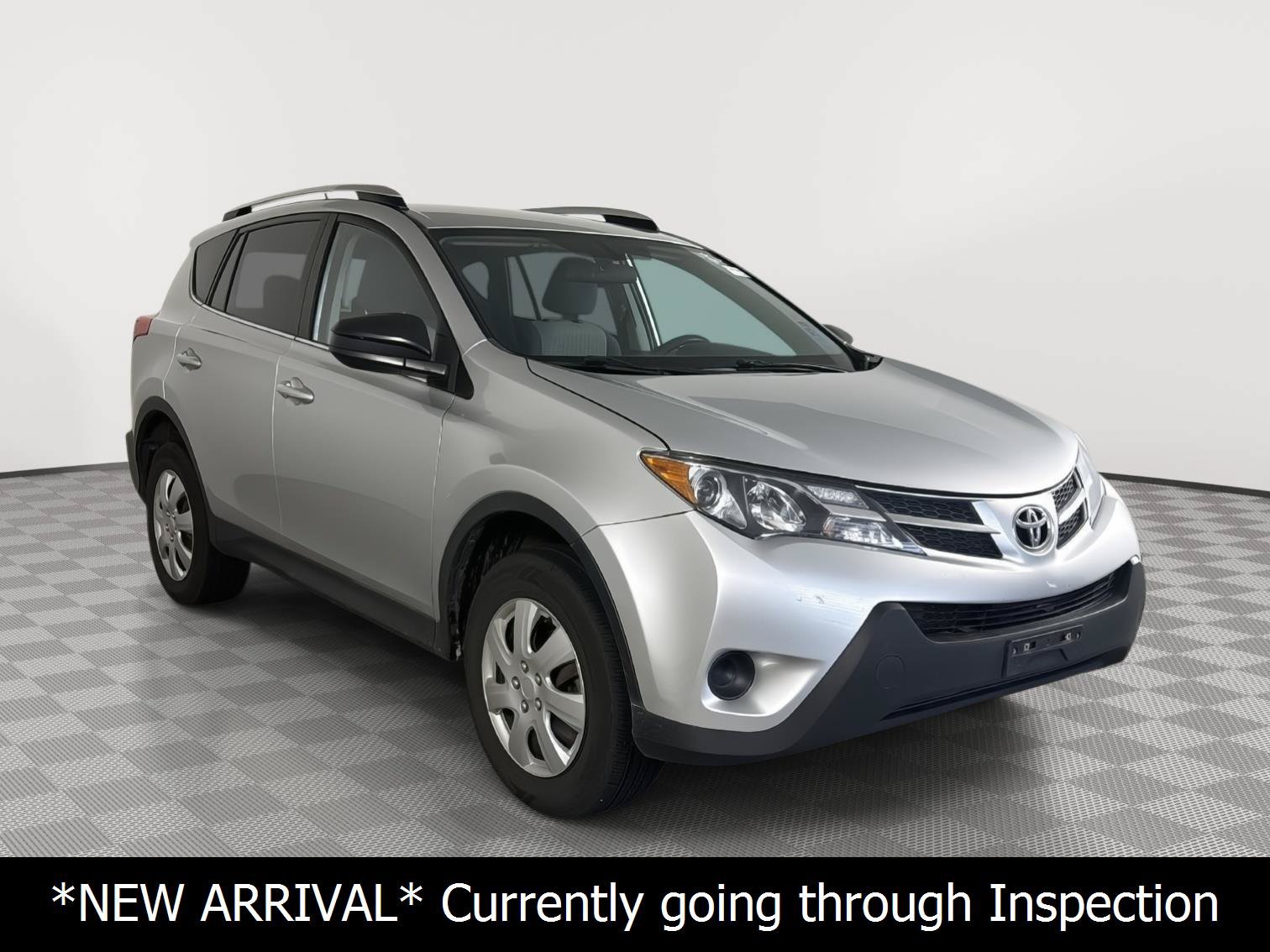Used 2013 Toyota RAV4 LE AWD/4WD image 1