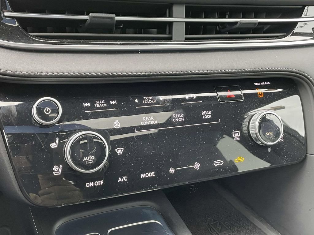 Used 2025 INFINITI QX60 Luxe w/ Black Edition image 28