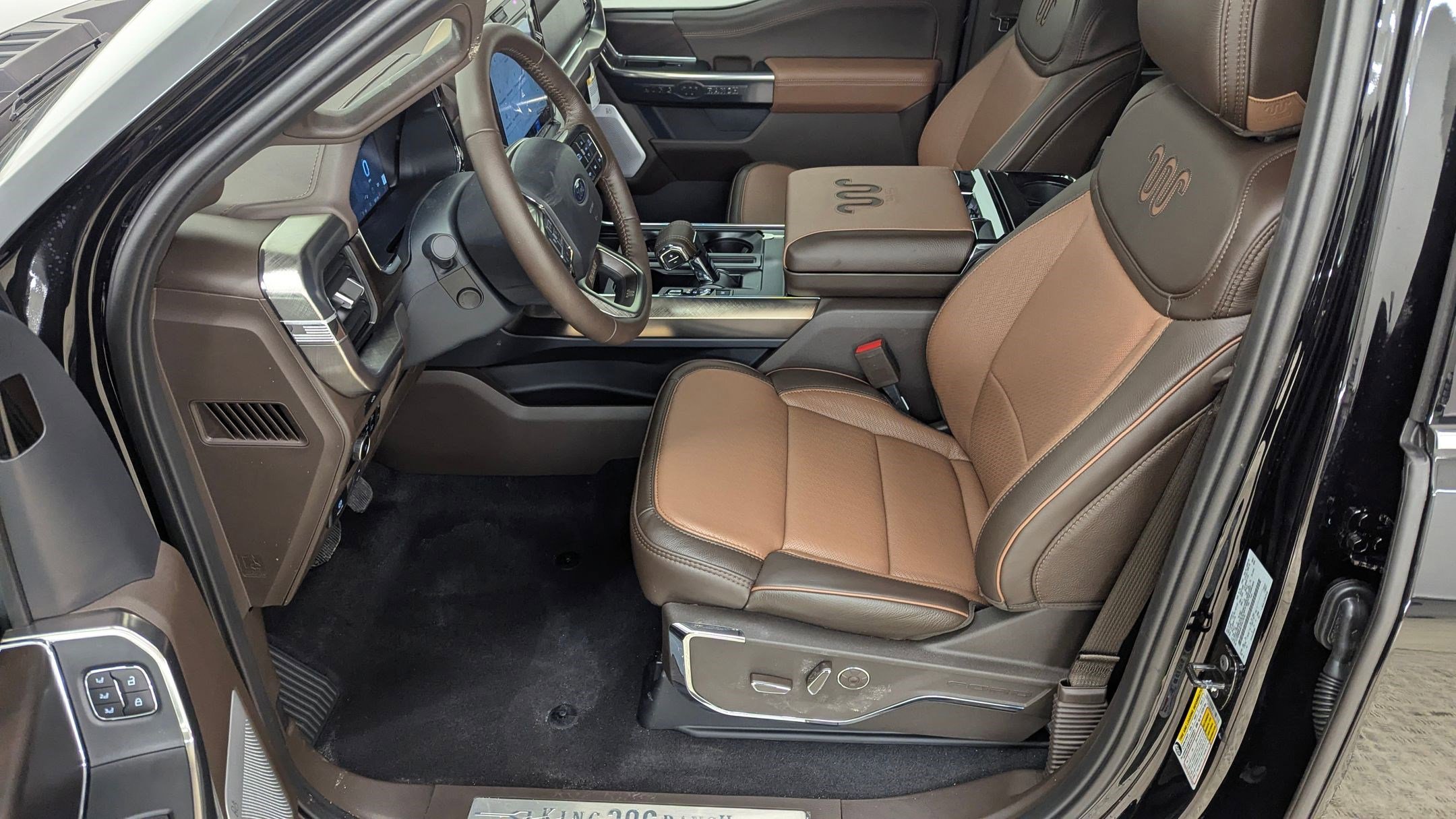 New 2026 Ford F150 King Ranch w/ Equipment Group 601A High image 24