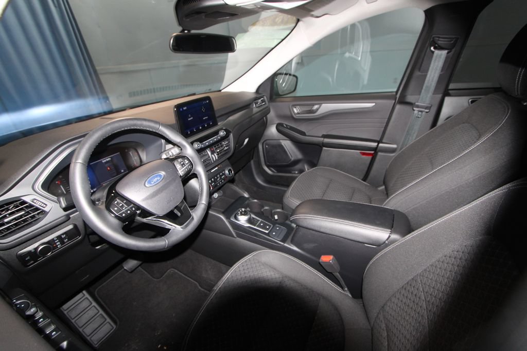 Used 2023 Ford Escape Active AWD/4WD image 2