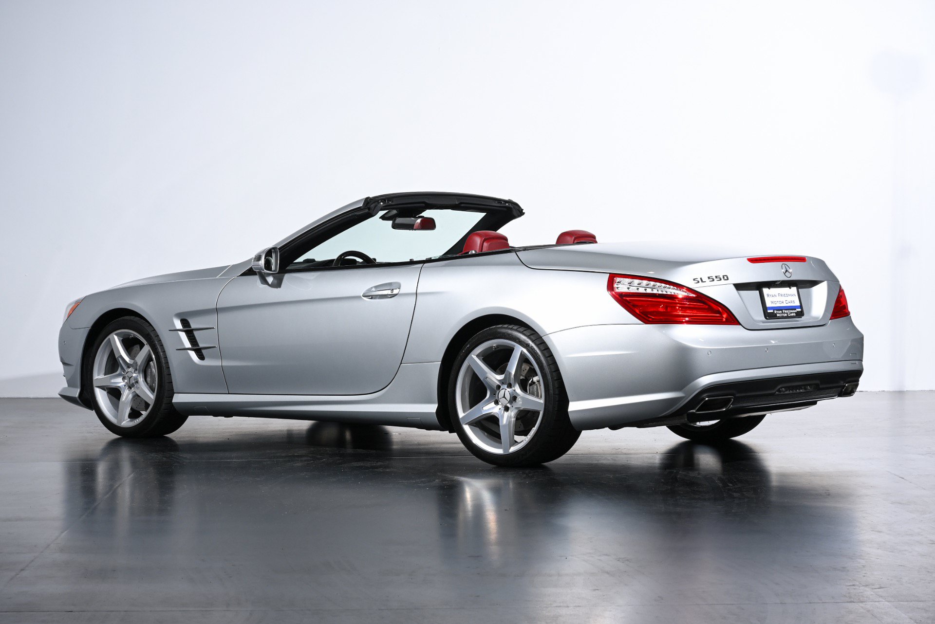 Used 2014 Mercedes-Benz SL 550 image 9