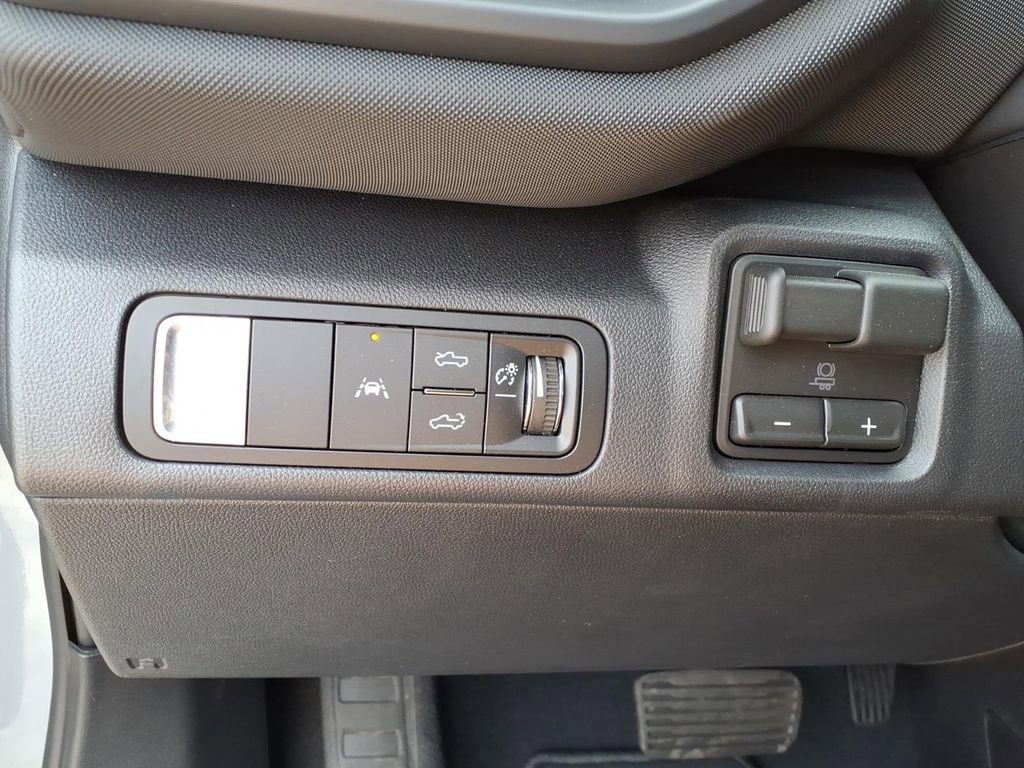 New 2026 Chevrolet Silverado EV LT w/ Plus Package AWD/4WD image 28