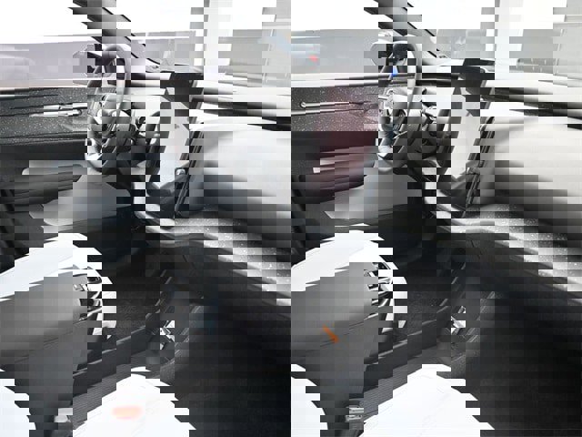 New 2025 Volvo EX30 Ultra w/ Climate Package image 25