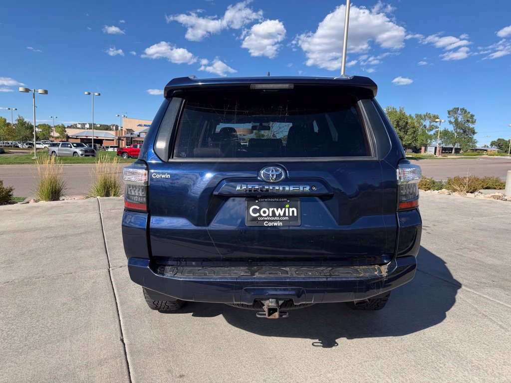 Used 2017 Toyota 4Runner SR5 AWD/4WD image 6