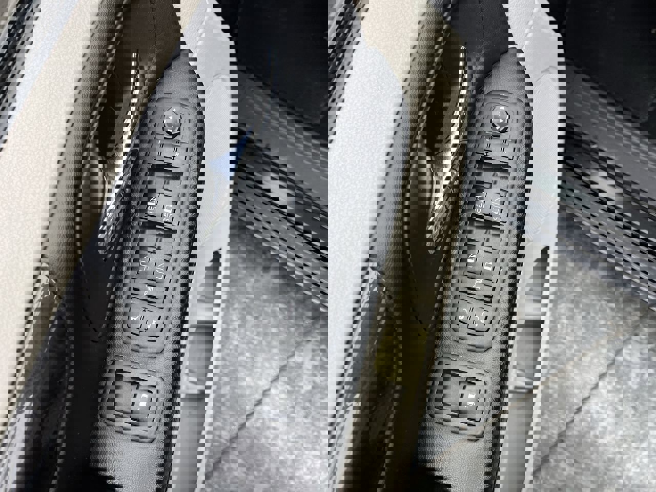 Used 2018 Dodge Grand Caravan SE image 7