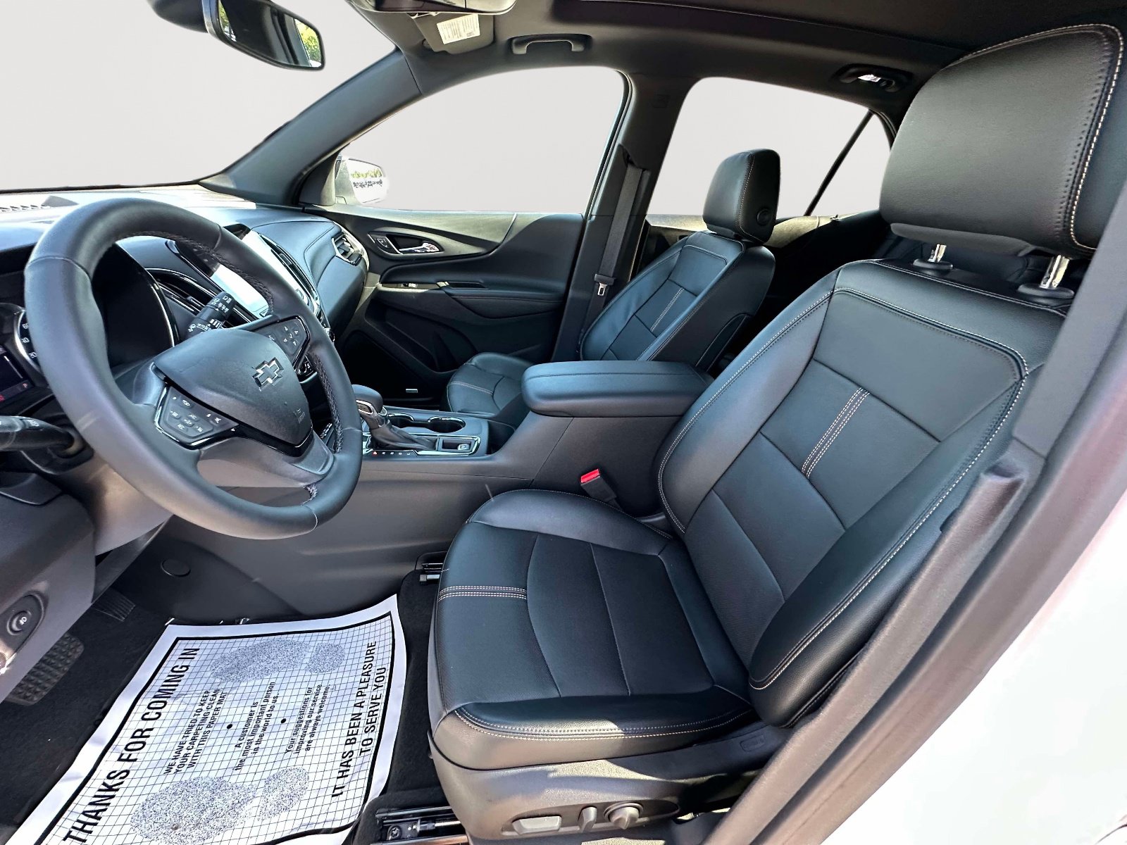 Used 2023 Chevrolet Equinox Premier FWD image 24