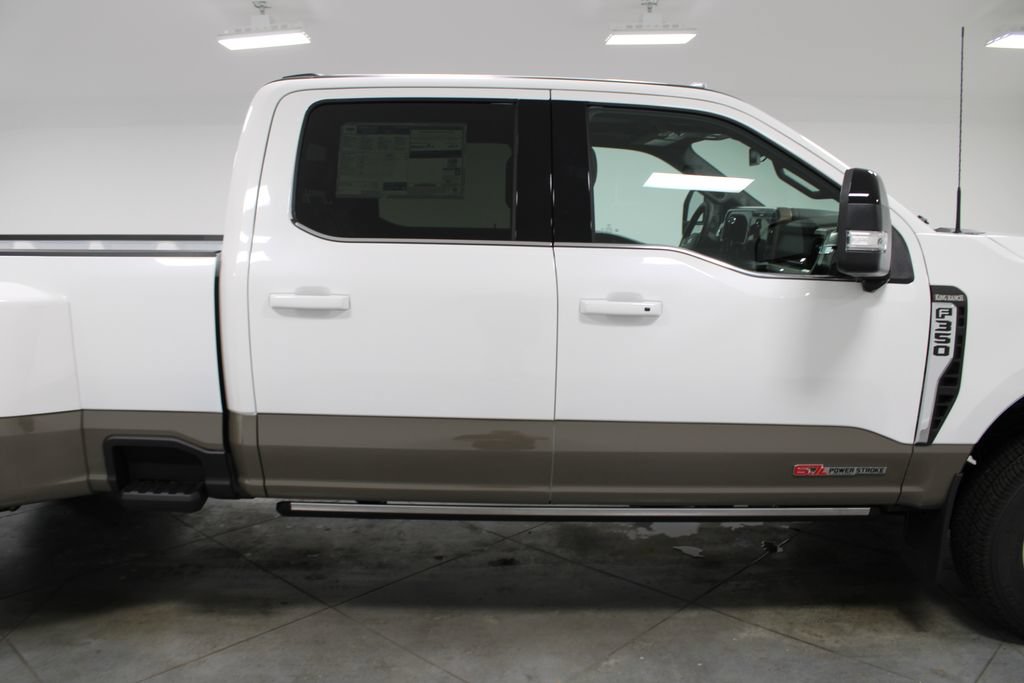 New 2026 Ford F350 King Ranch AWD/4WD image 10