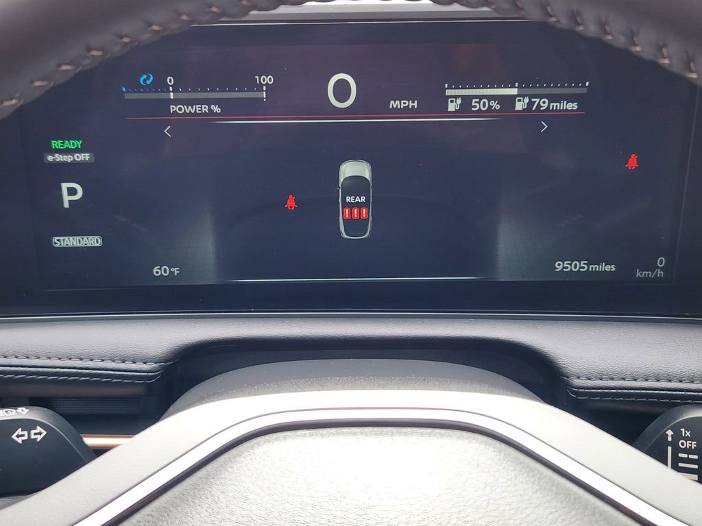 Used 2025 Nissan Ariya AWD image 12