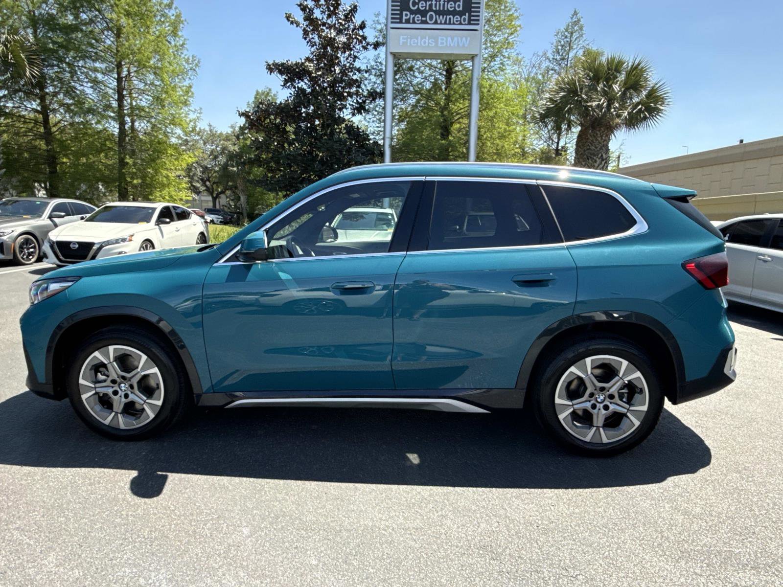 Used 2025 BMW X1 xDrive28i AWD/4WD image 6