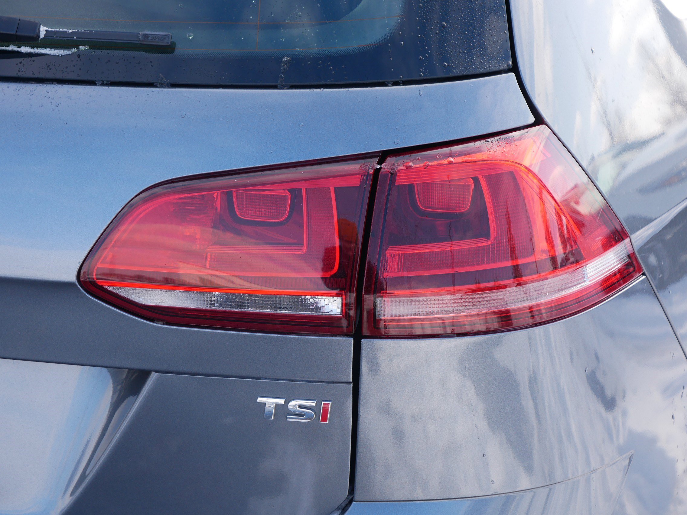 Used 2017 Volkswagen Golf SEL image 17