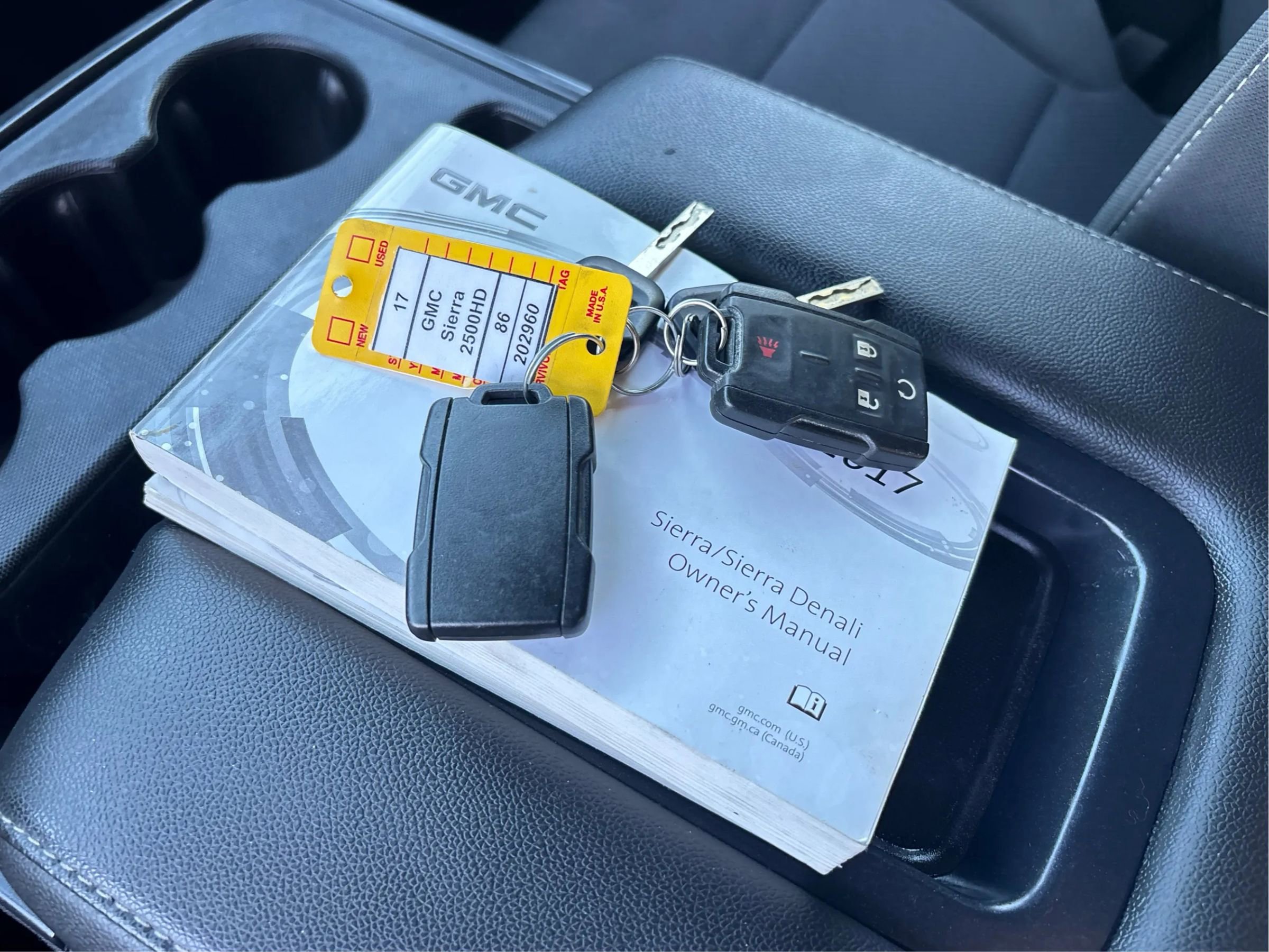 Used 2017 GMC Sierra 2500 SLE w/ HD SLE Preferred Plus Package image 39