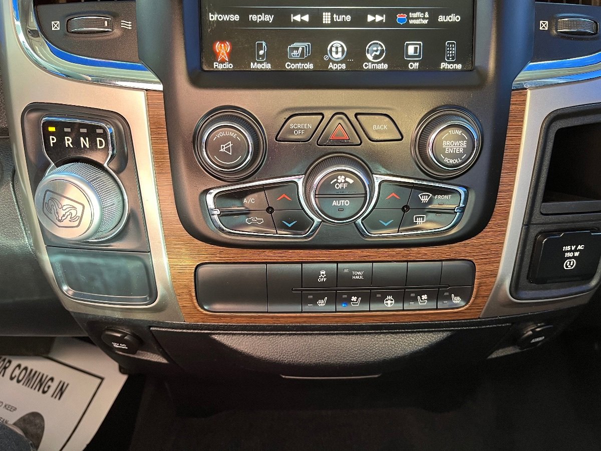 Used 2017 RAM 1500 Laramie RWD image 15