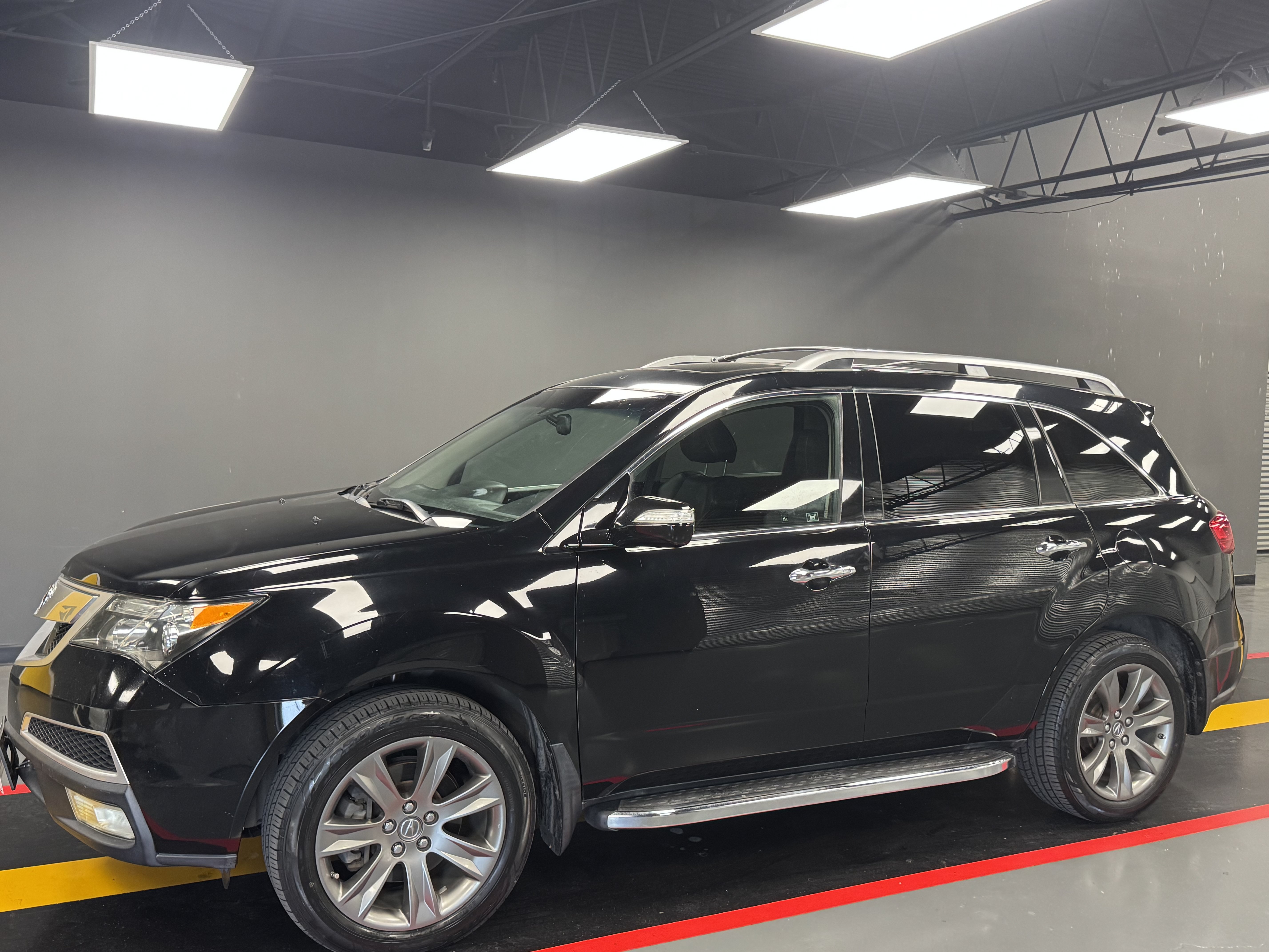 Used 2011 Acura MDX w/ Advance Package AWD/4WD image 2
