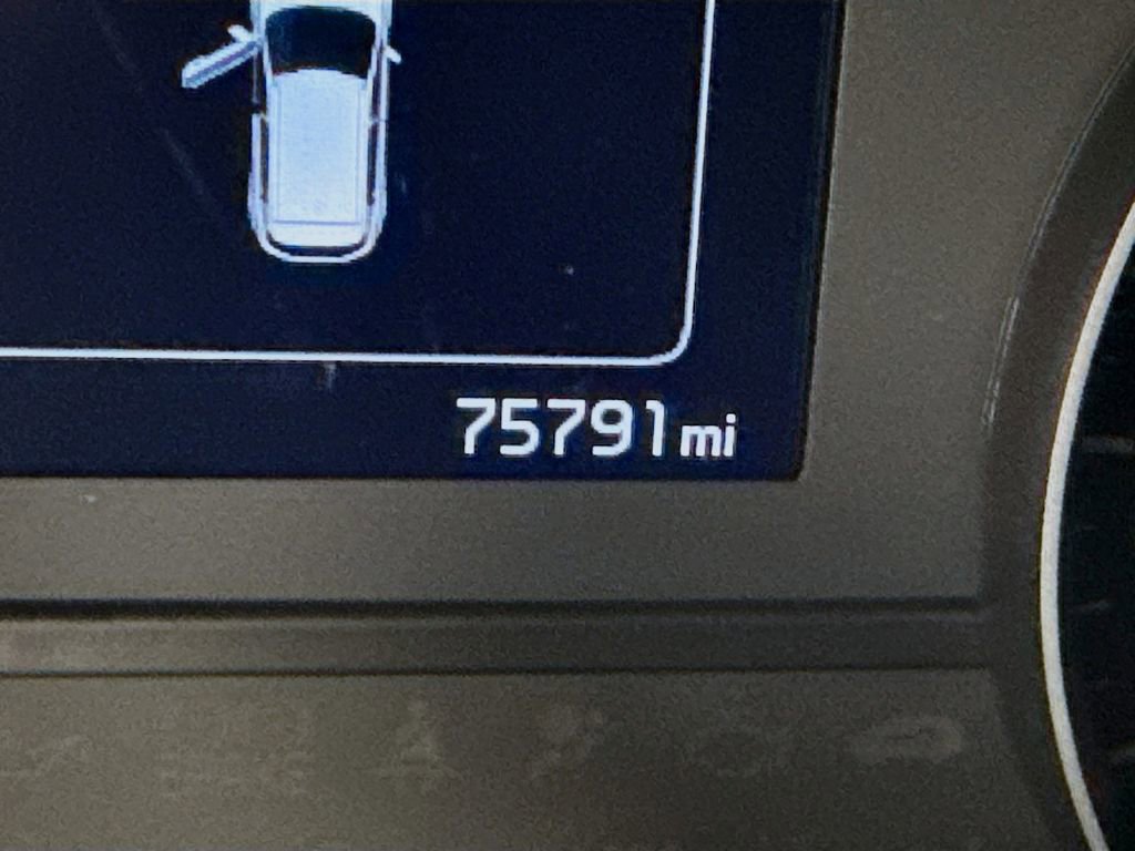 Used 2017 Kia Sportage EX w/ EX Premium Package image 4