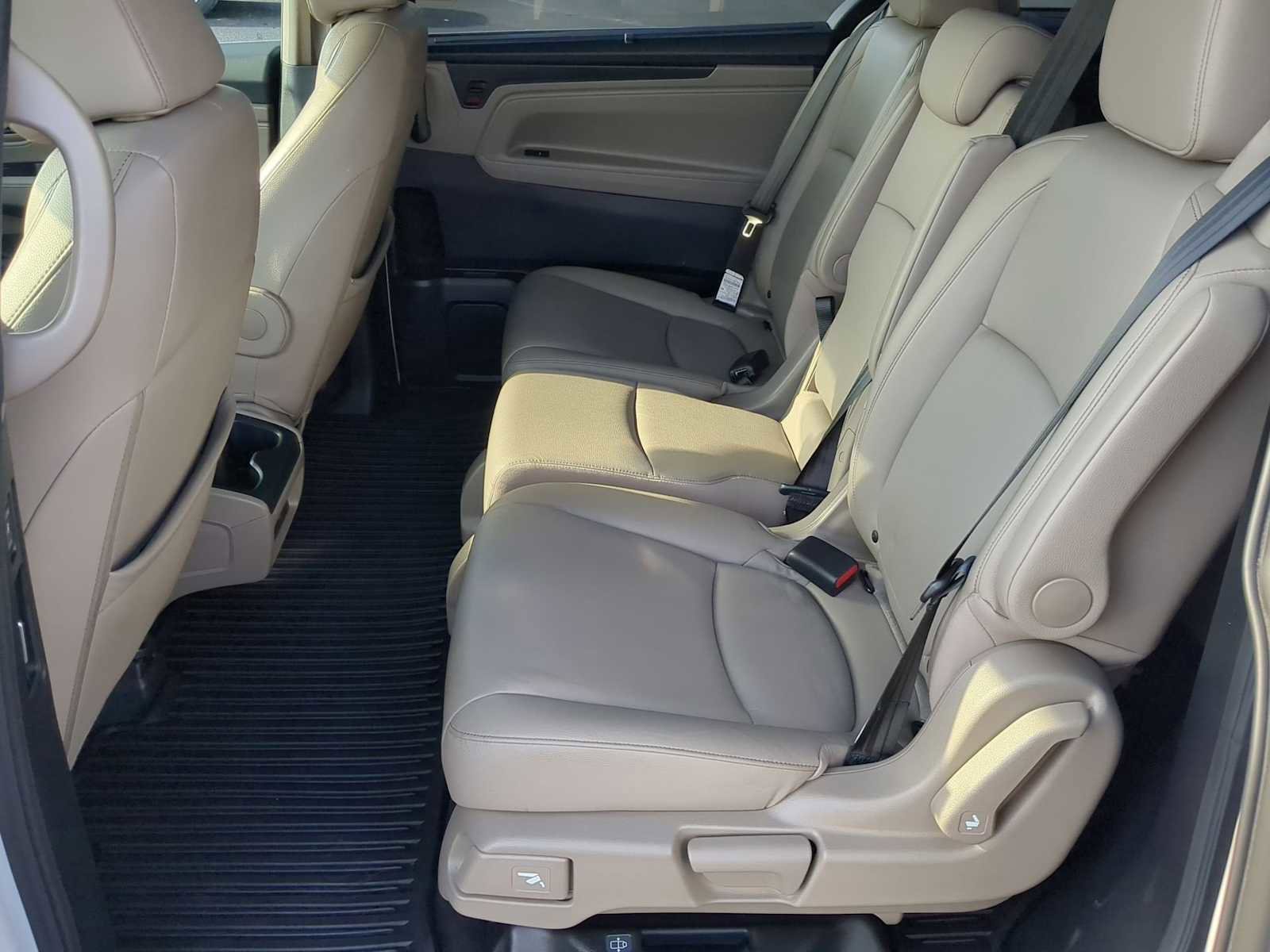 Used 2023 Honda Odyssey EX-L image 23