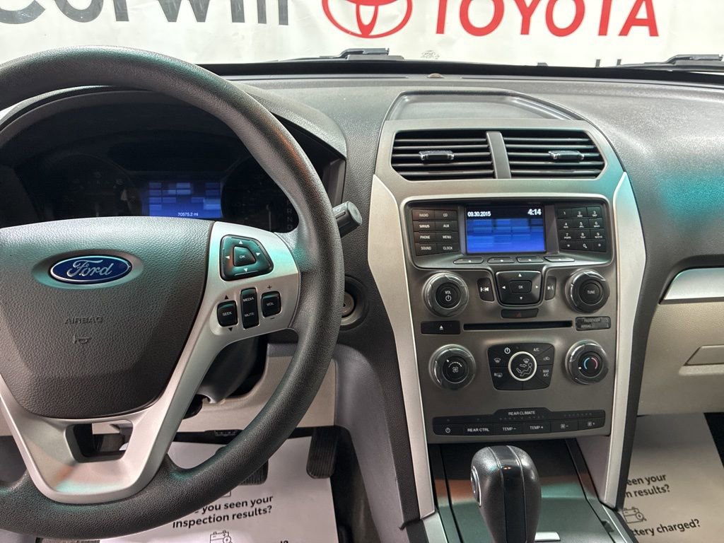 Used 2015 Ford Explorer FWD image 28