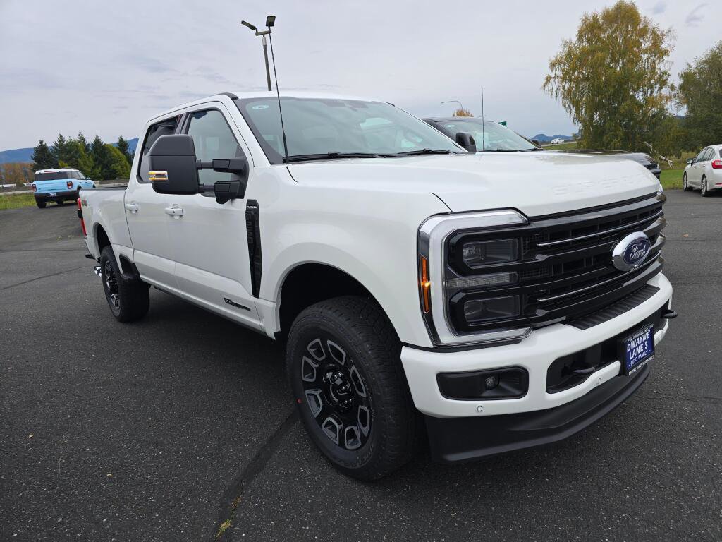 New 2026 Ford F250 Platinum image 3