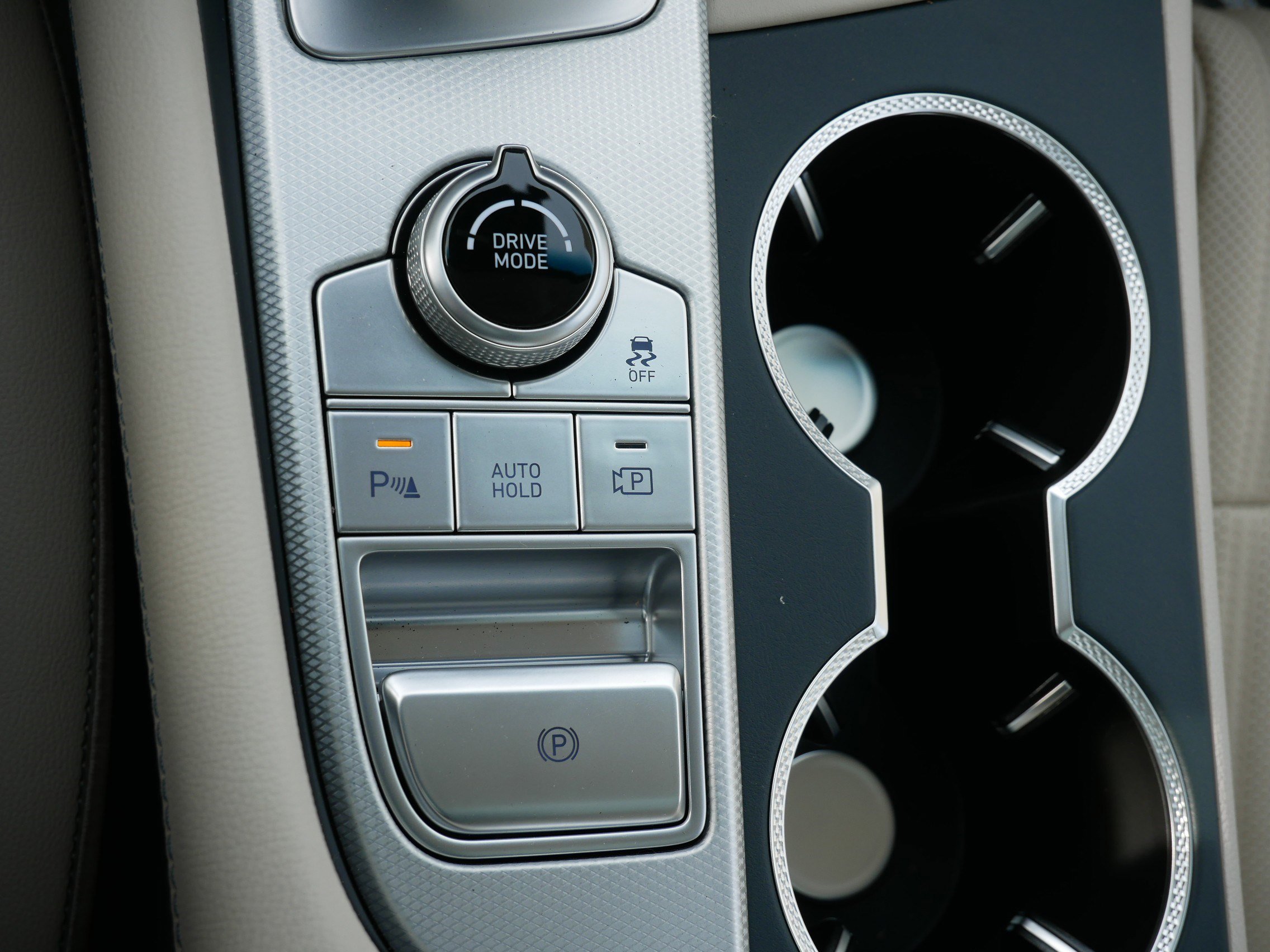 New 2026 Genesis G70 2.5T Prestige image 8