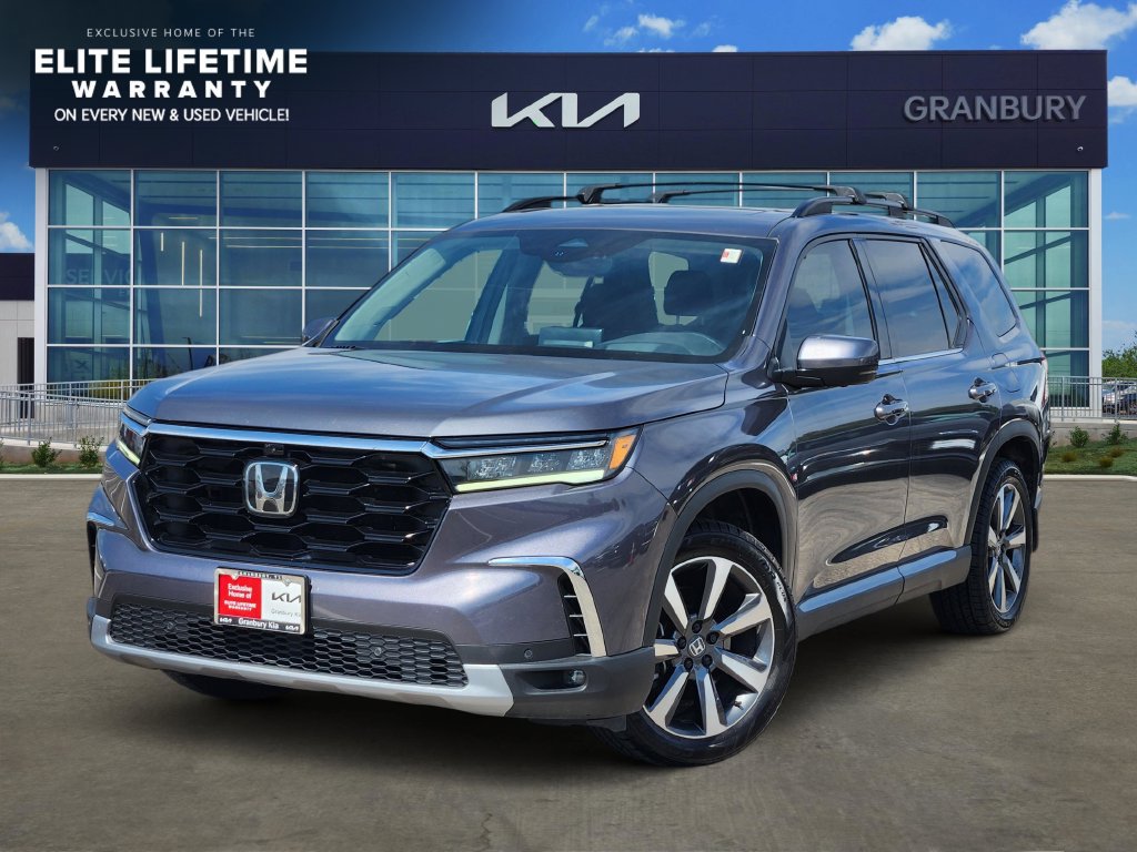 Used 2024 Honda Pilot Elite image 1