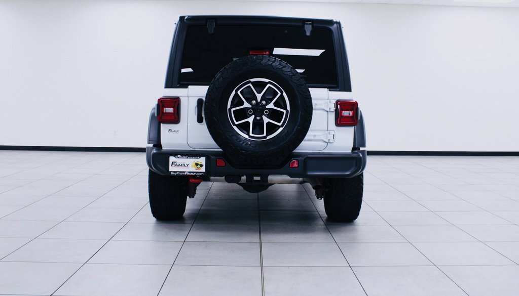 Used 2024 Jeep Wrangler Unlimited Rubicon image 5