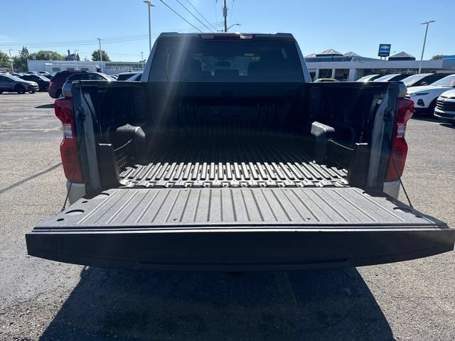 Used 2023 Chevrolet Silverado 1500 LT AWD/4WD image 24